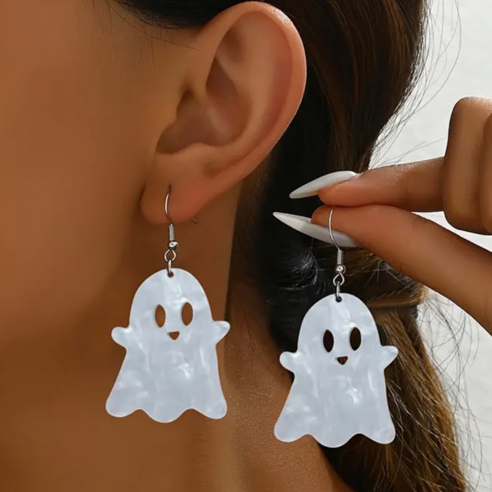 Halloween Ghost Dangle Earrings, Unplated Plastic Fashion Jewelry, NWT